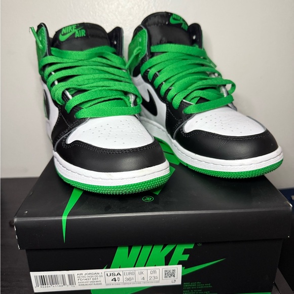 Jordan Kids Sneakers Black Green White - Picture 3 of 5